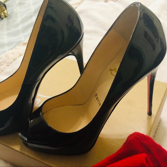 like new Louboutins new very prive stilettos - Picture 4 of 8